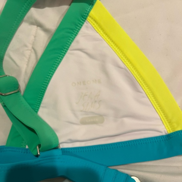 ONEONE SWIM Bikini Set - Picture 4 of 4